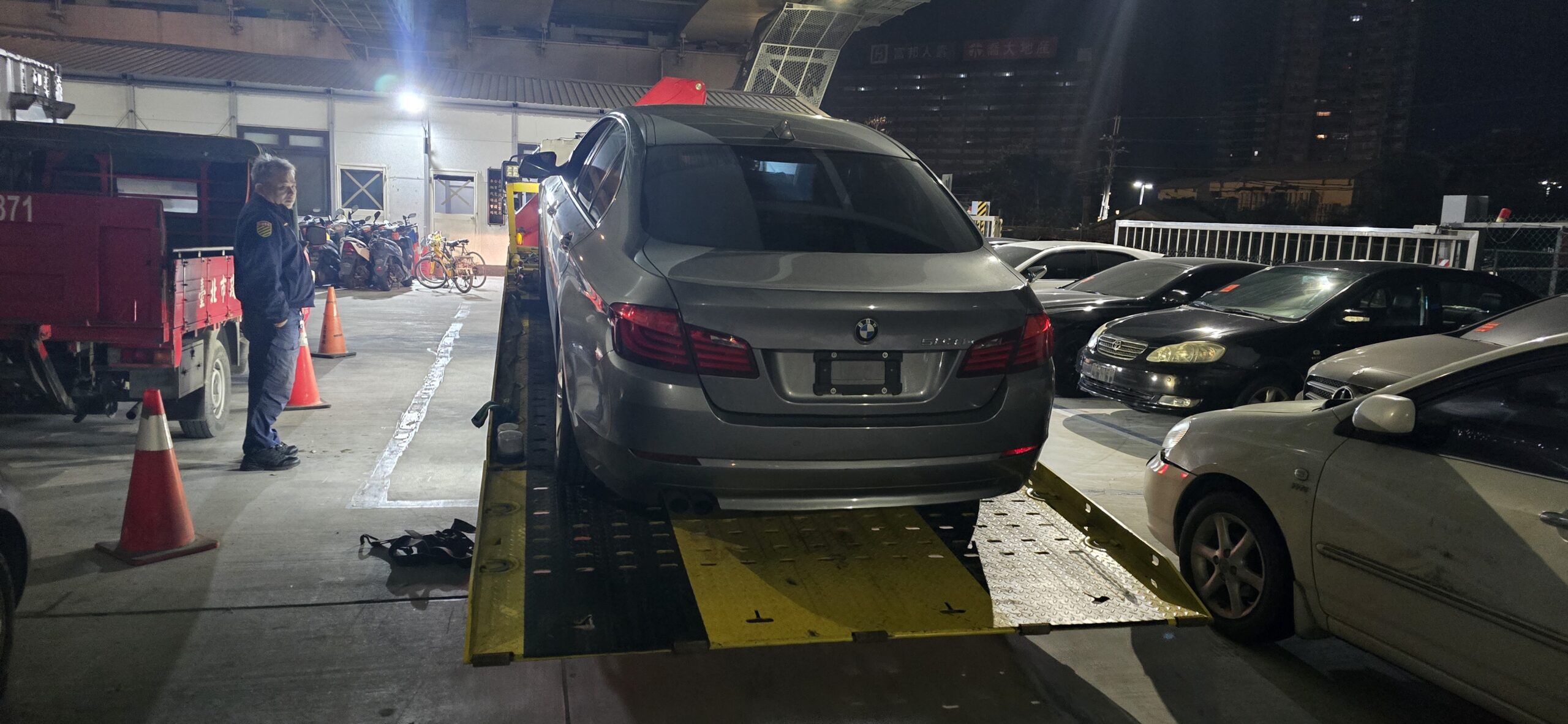  24H 道路救援｜機車道路救援・重機道路救援｜拖吊車