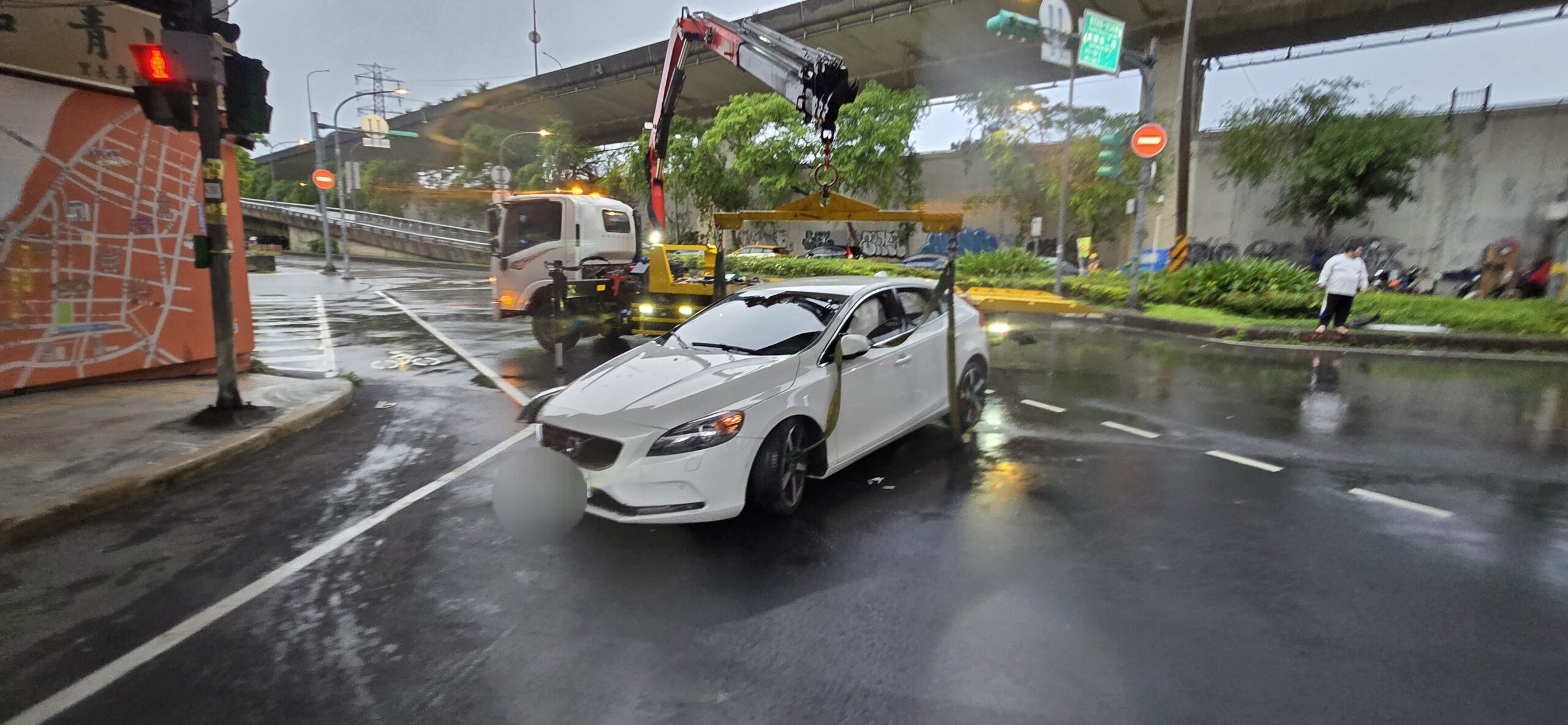 春節返鄉不怕拋錨｜除夕・年假 24 小時道路救援拖車即時到位