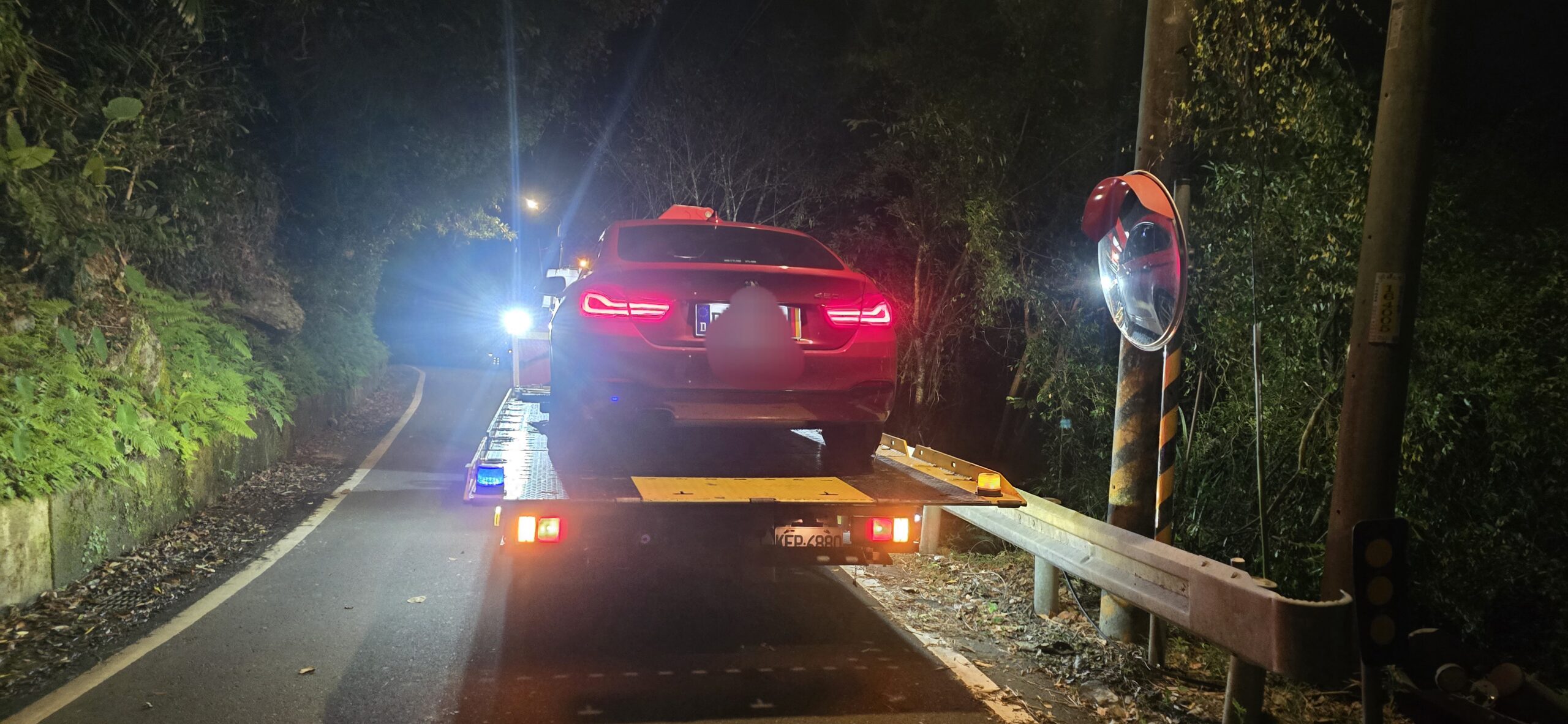 五股拖吊車 24H 道路救援服務｜汽車・機車・重機快速到場