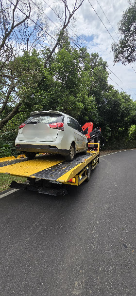 全台道路救援拖吊車｜爆胎陷車24H專線0984019177｜阿旺道路救援
