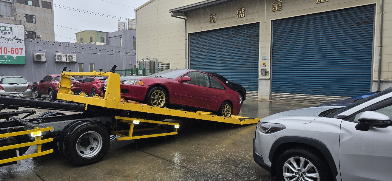 道路救援三重推薦！爆胎故障拋錨24小時專線0984019177