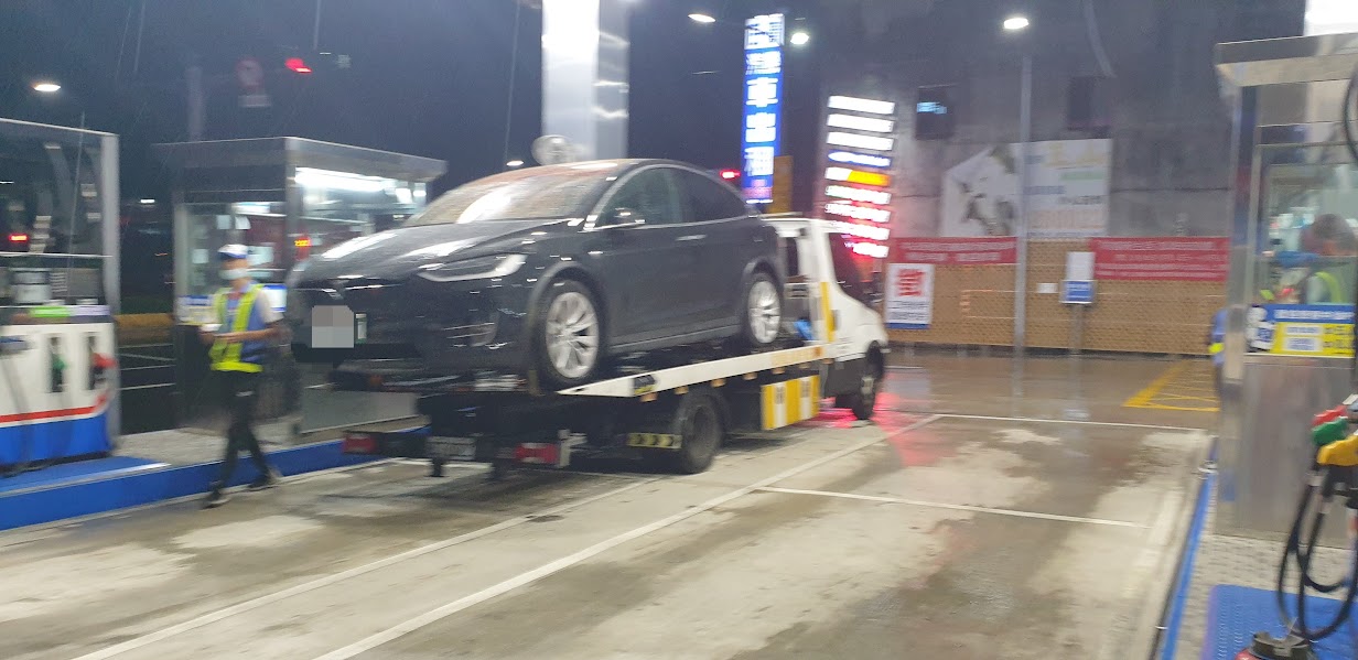 全台道路救援必看！爆胎/陷車防範指南+30分鐘到場處理