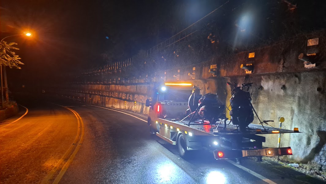 五股拖吊車熟悉工業區路線｜24H 快速道路與市區故障-爆胎救援