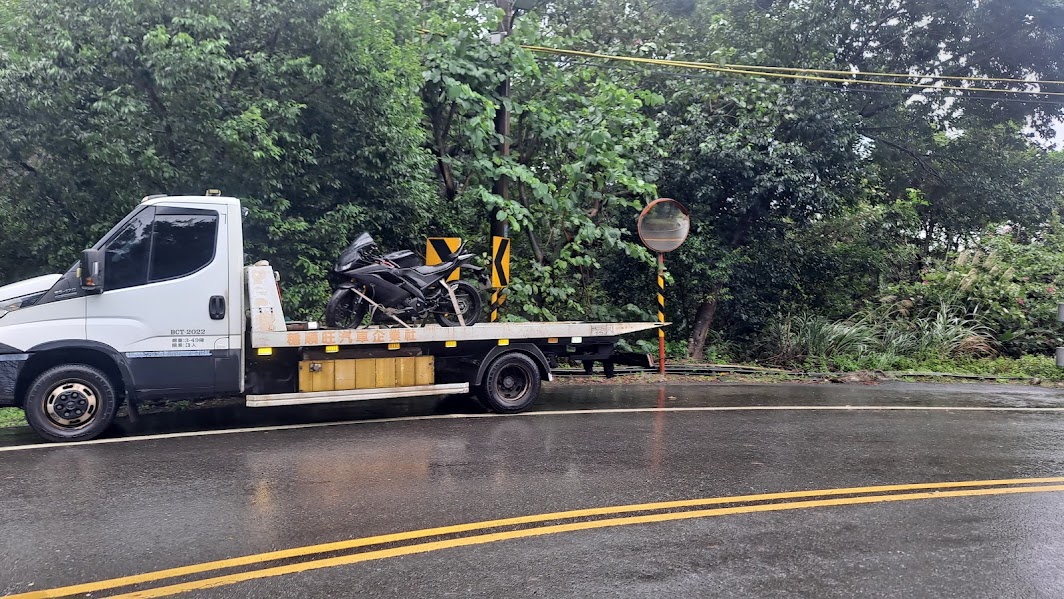 板橋拖吊車首選｜24H 道路救援 支援汽車・機車故障 拖車即刻到場