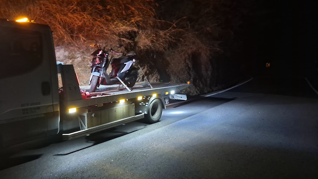 【機車道路救援推薦】阿旺24H拖吊車50分鐘必達！爆胎/拋錨/陷車加價（0984-019-177）