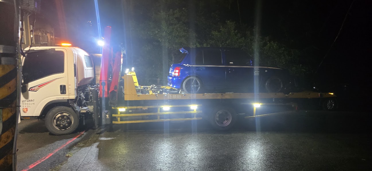 24 小時道路救援與拖吊車服務完整解析｜爆胎、故障、拋錨、車禍都能即時處理