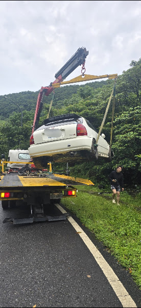 過年拖吊車・過年道路救援｜春節返鄉拖吊車即時支援（穩順旺）